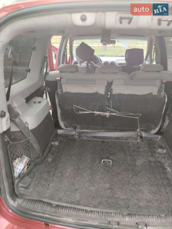 Універсал Renault Logan 2011 в Первомайську