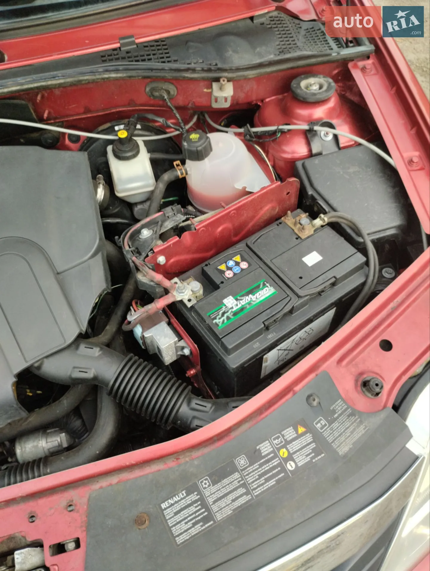 2011 Renault Logan - мініатюра 21