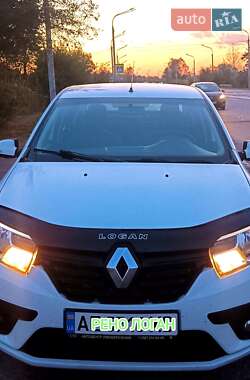 Седан Renault Logan 2017 в Днепре