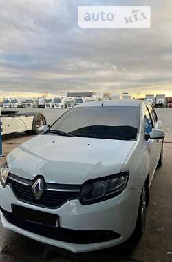 Седан Renault Logan 2013 в Ужгороде