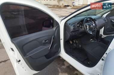 Седан Renault Logan 2020 в 