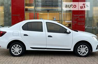 Седан Renault Logan 2019 в 