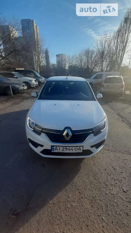 Седан Renault Logan 2021 в Киеве