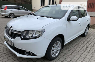 Седан Renault Logan 2013 в Остроге