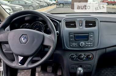 Седан Renault Logan 2015 в Киеве