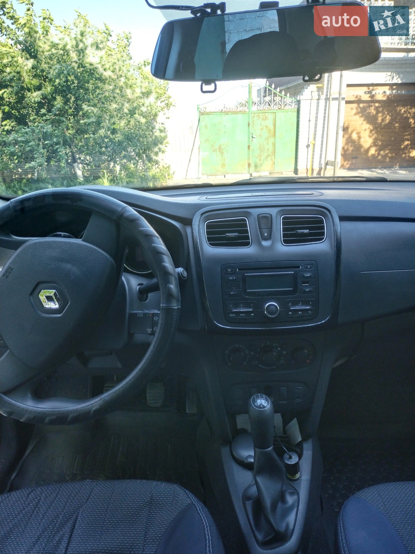 2013 Renault Logan - мініатюра 9