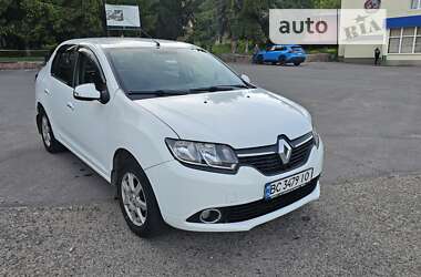 Седан Renault Logan 2013 в Львові