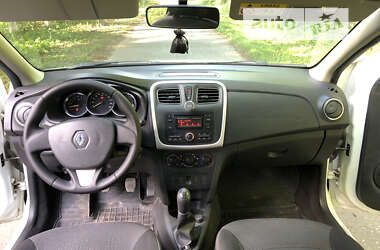 Седан Renault Logan 2013 в Любарі