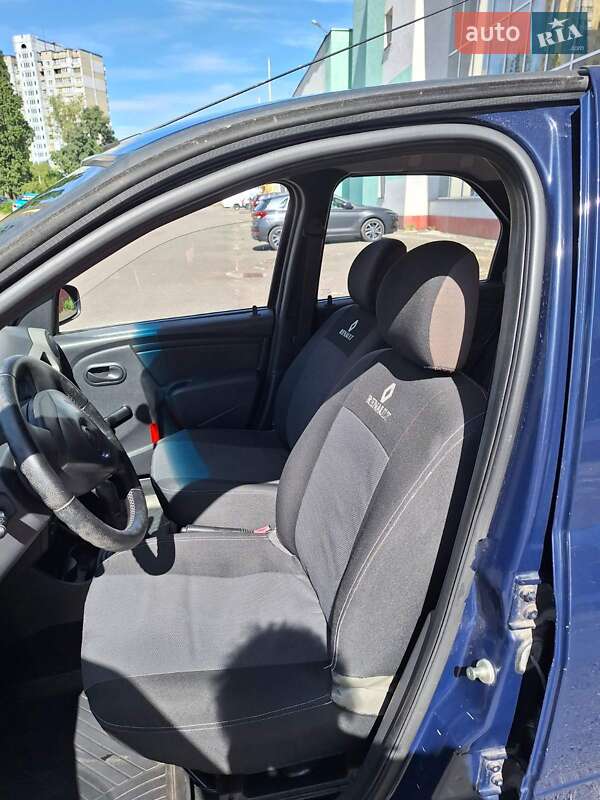 Седан Renault Logan 2011 в Киеве