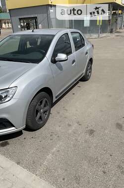 Седан Renault Logan 2018 в Києві