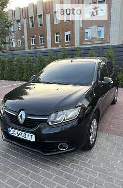 Седан Renault Logan 2014 в Черкасах