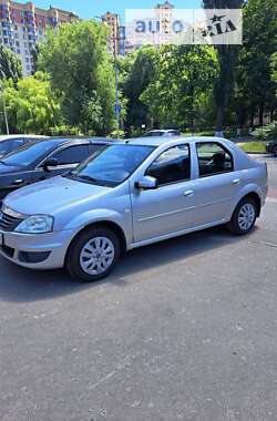 Седан Renault Logan 2011 в Києві