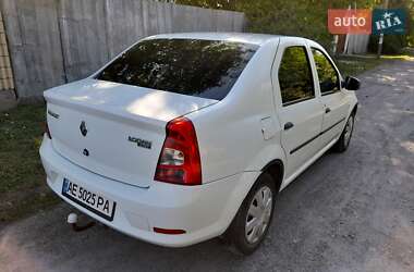 Седан Renault Logan 2012 в Дніпрі