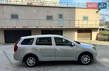 Седан Renault Logan 2014 в 