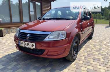 Седан Renault Logan 2010 в Рокитному