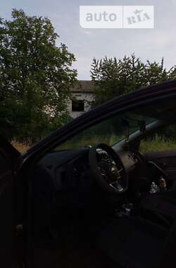 Седан Renault Logan 2017 в 