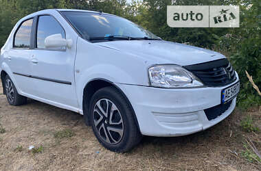 Седан Renault Logan 2011 в Дніпрі