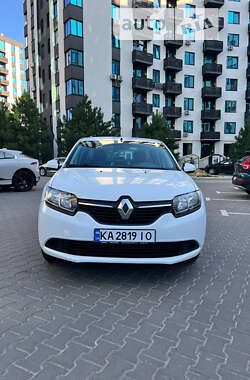 Седан Renault Logan 2015 в Киеве