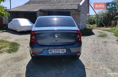 Седан Renault Logan 2010 в Криничках