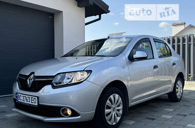 Седан Renault Logan 2013 в Львове