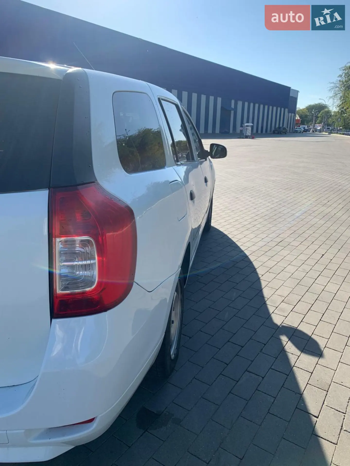 2015 Renault Logan - мініатюра 12