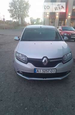 Седан Renault Logan 2013 в Києві