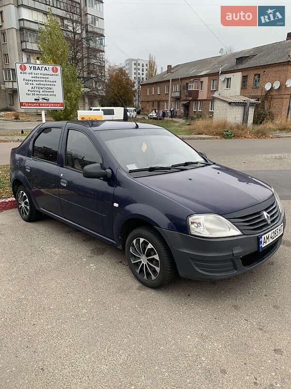 Седан Renault Logan 2010 в Житомирі