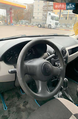 Седан Renault Logan 2010 в Житомирі