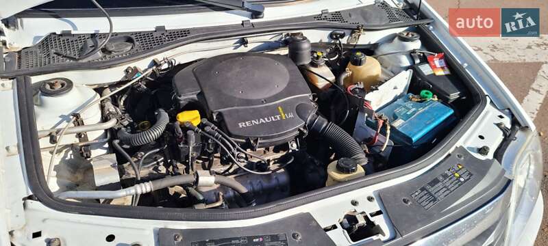 Седан Renault Logan 2011 в Хмельницком