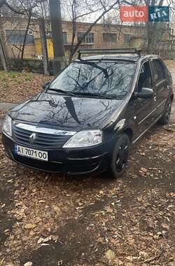 Седан Renault Logan 2010 в Києві