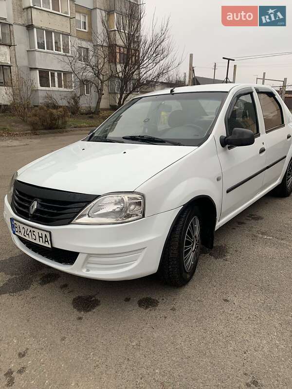 Седан Renault Logan 2011 в Черкасах