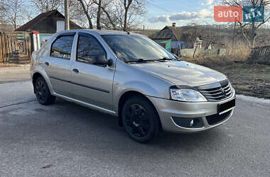 Седан Renault Logan 2010 в Кривому Озері