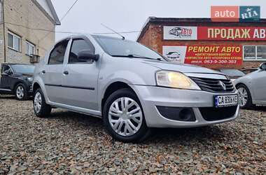 Седан Renault Logan 2010 в Смілі