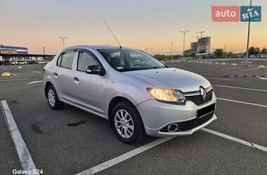 Седан Renault Logan 2013 в Киеве