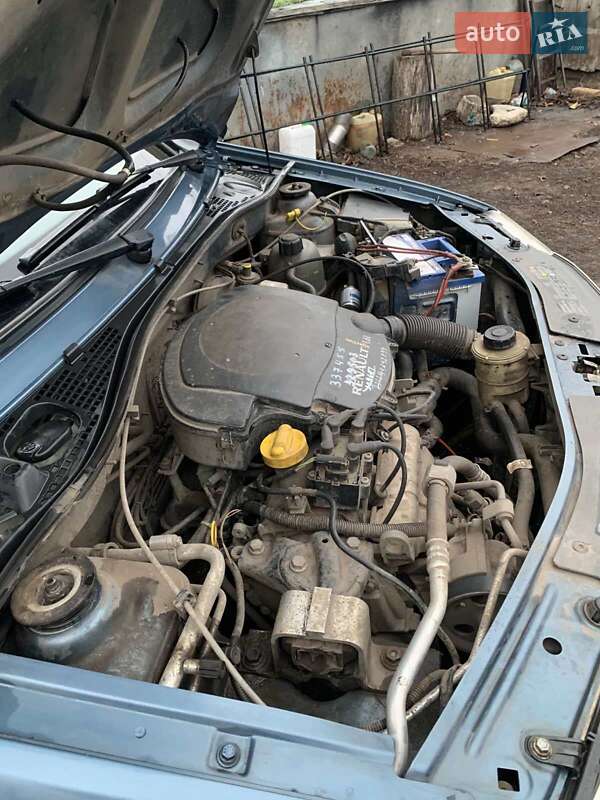 Універсал Renault Logan 2011 в Ізюмі фото 9 Універсал Renault Logan 2011 в Ізюмі