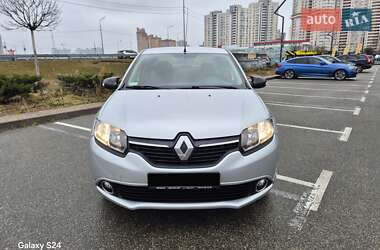 Седан Renault Logan 2013 в Києві