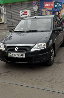 Седан Renault Logan 2010 в Киеве