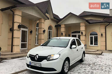 Седан Renault Logan 2013 в 