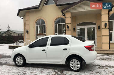 Седан Renault Logan 2013 в 