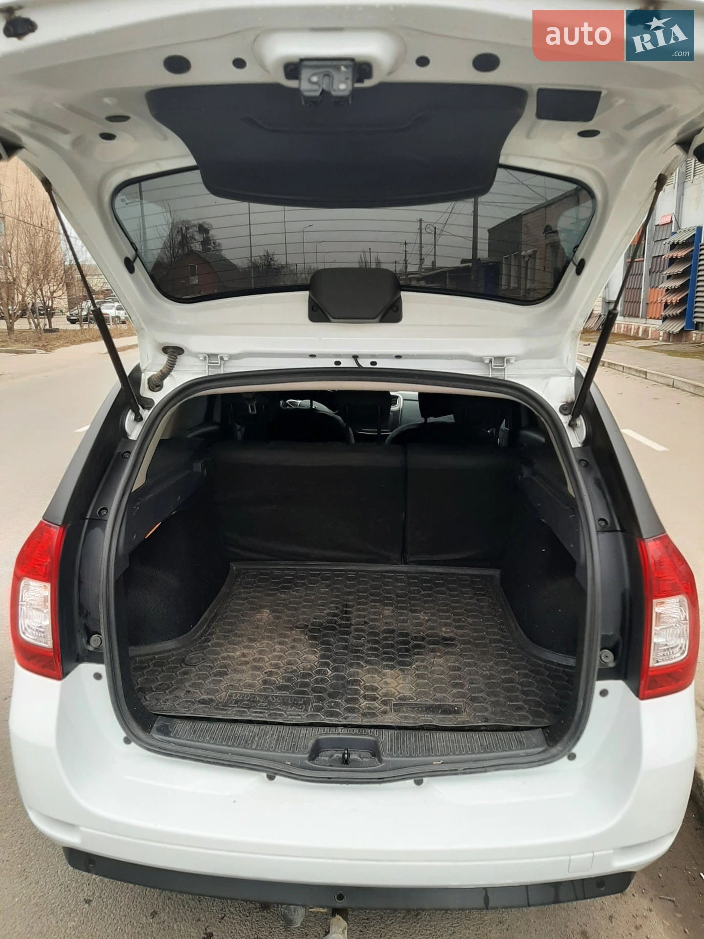 2019 Renault Logan - мініатюра 3