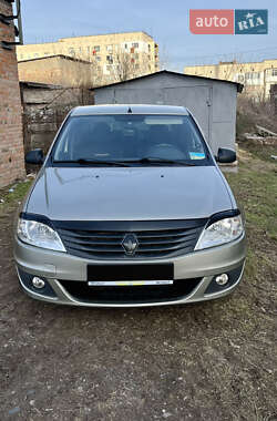 Седан Renault Logan 2010 в Кривому Озері