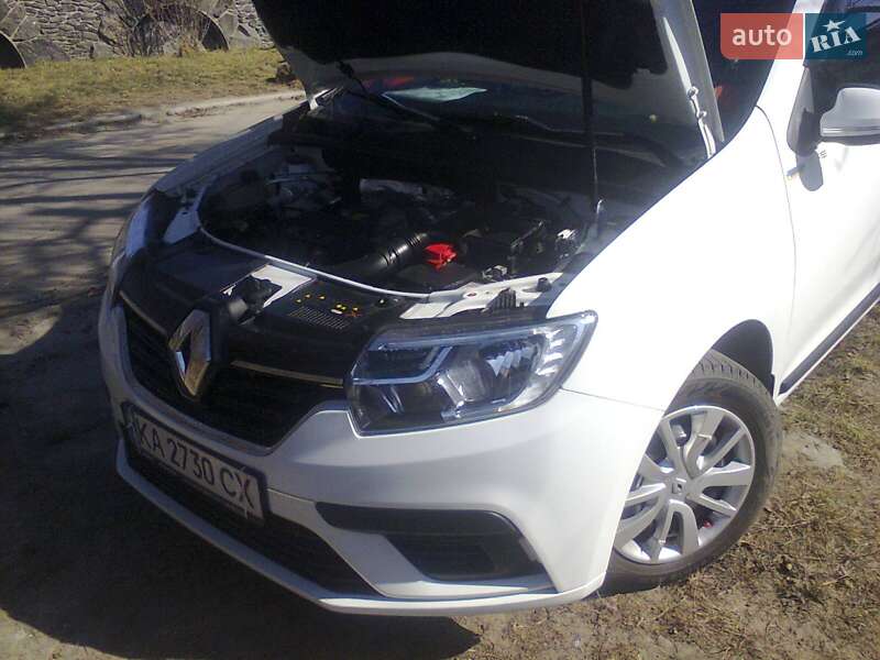 Седан Renault Logan 2021 в Каневе