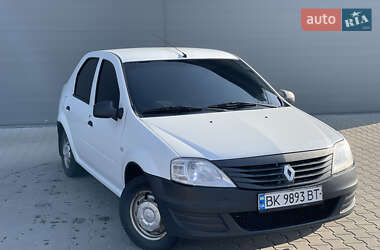 Седан Renault Logan 2011 в Сарнах