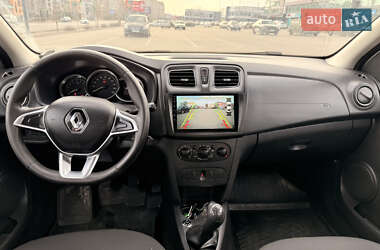 Седан Renault Logan 2019 в 