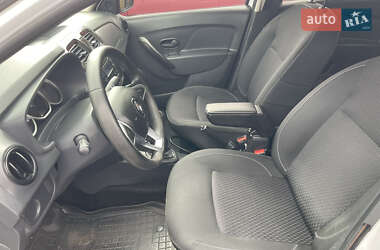 Седан Renault Logan 2017 в Києві