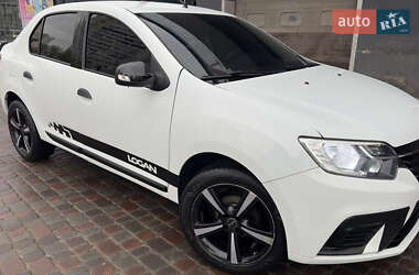 Седан Renault Logan 2019 в 