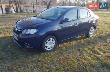 Седан Renault Logan 2015 в 