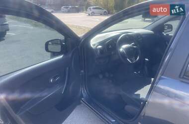 Седан Renault Logan 2021 в 