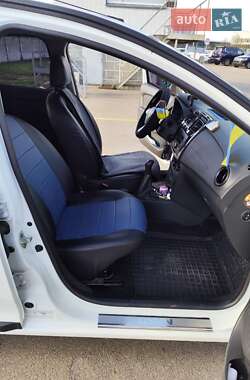 Седан Renault Logan 2019 в 