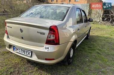 Седан Renault Logan 2012 в 